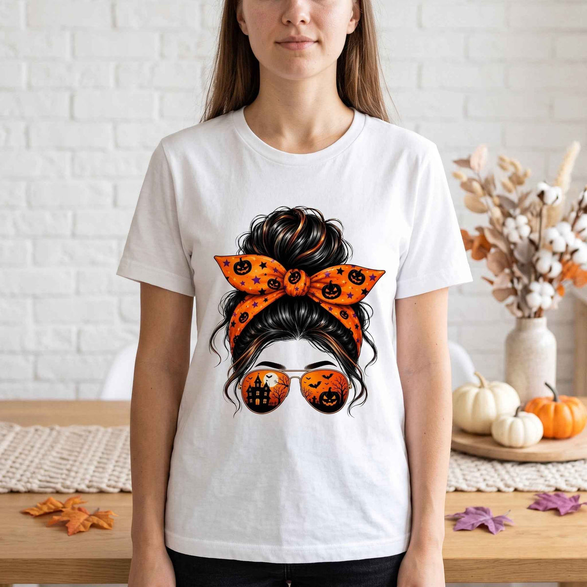 Clipart PNG Messy Bun Calabazas Halloween – Chica Gafas Castillo Embrujado | Descarga Digital 4500px